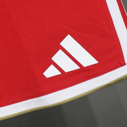 Short Bayern Múnich adidas 2026 Local rojo, foto 2 de 4