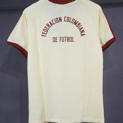 Playera Colombia adidas Retro 1990 Beige, foto 2 de 4