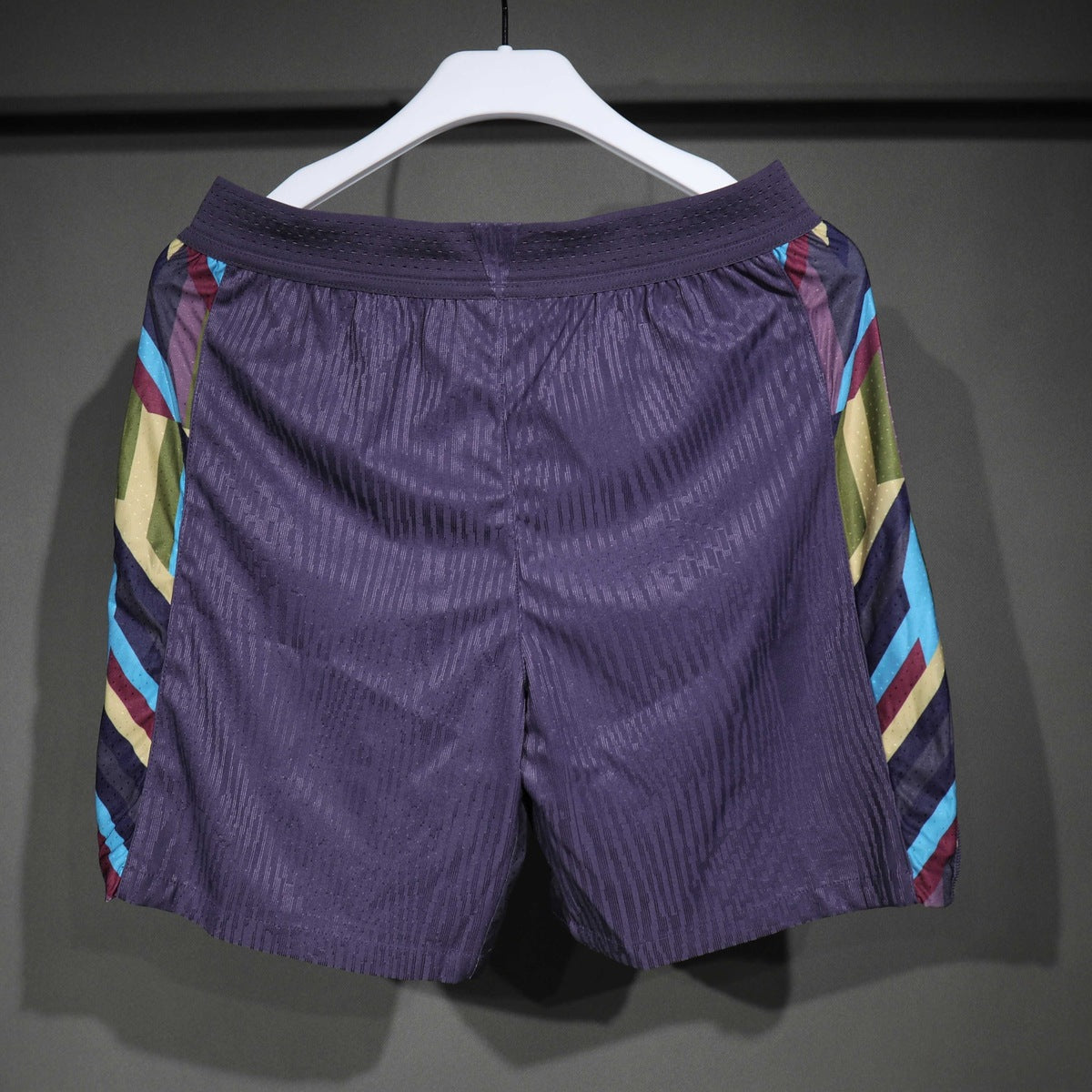 Short Inglaterra Nike 2024 Visitante morado, foto 2 de 4