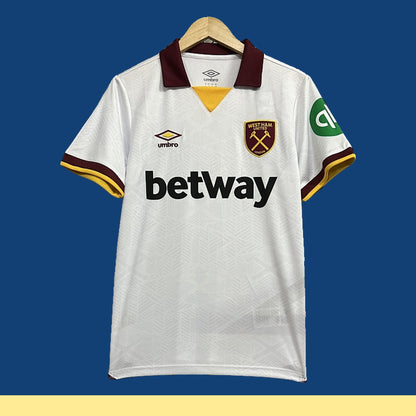 Jersey West Ham United 2024-25 Tercero blanco, foto 1 de 7
