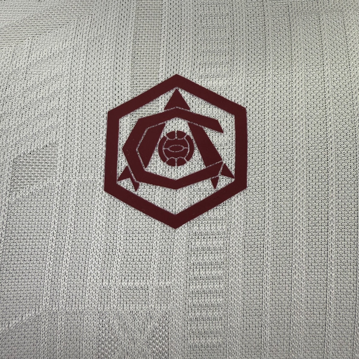 Jersey Arsenal 2025-26 Tercero blanco, foto 2 de 11