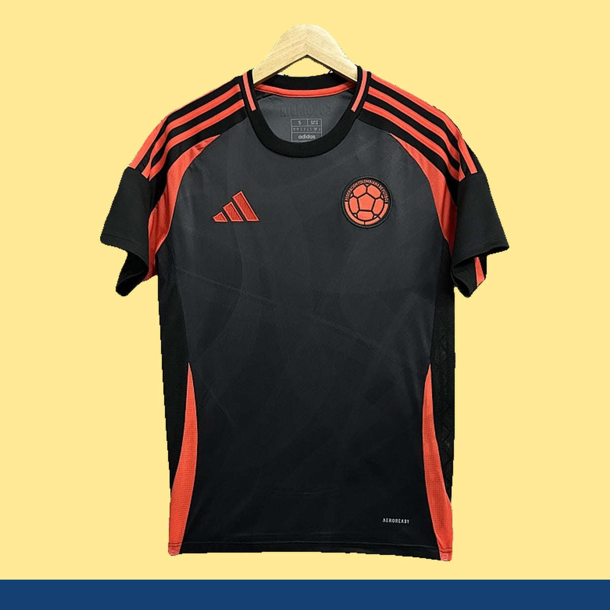 Jersey Colombia 2024 Visitante negro, foto 1 de 7