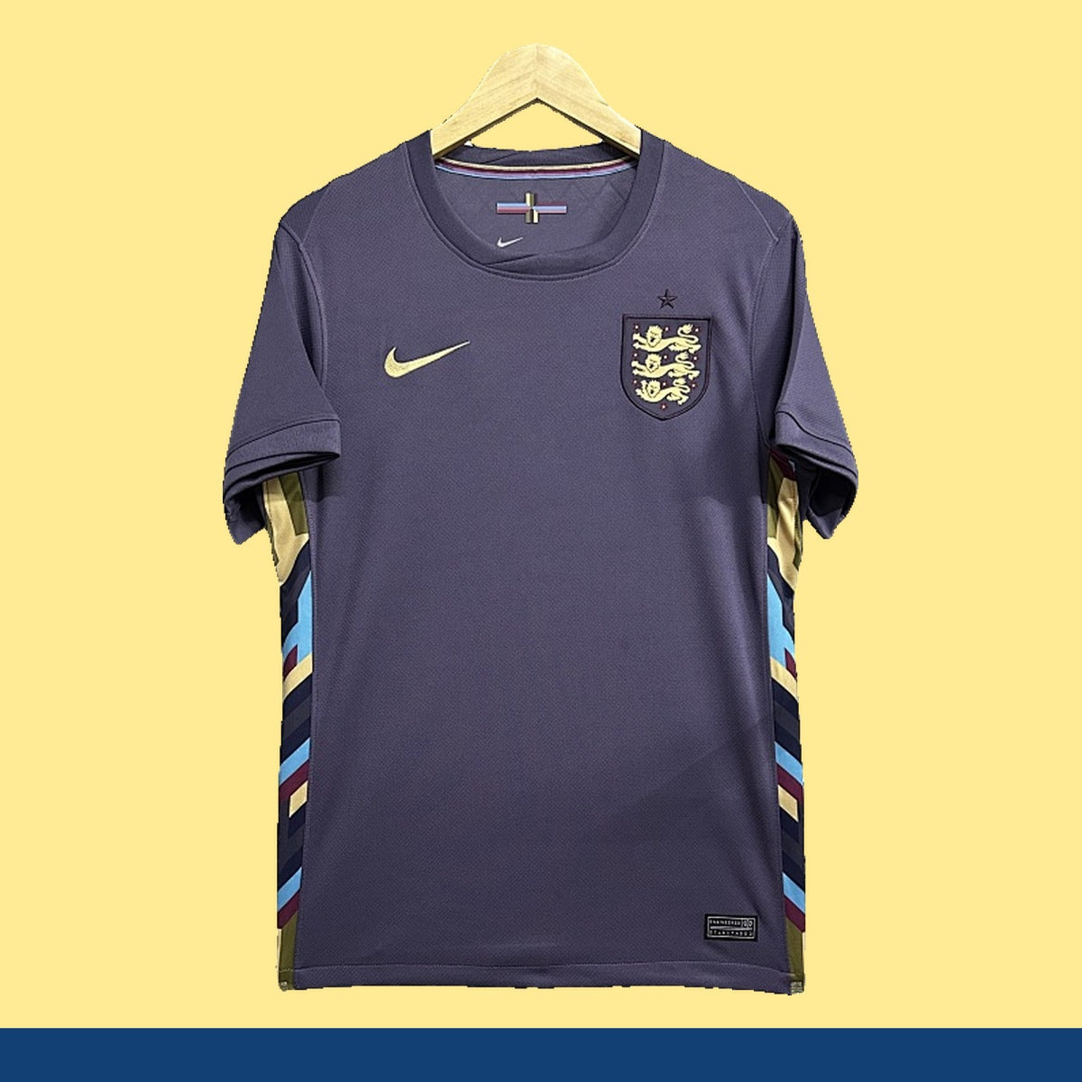 Jersey Inglaterra 2024 Visitante morado, foto 1 de 7