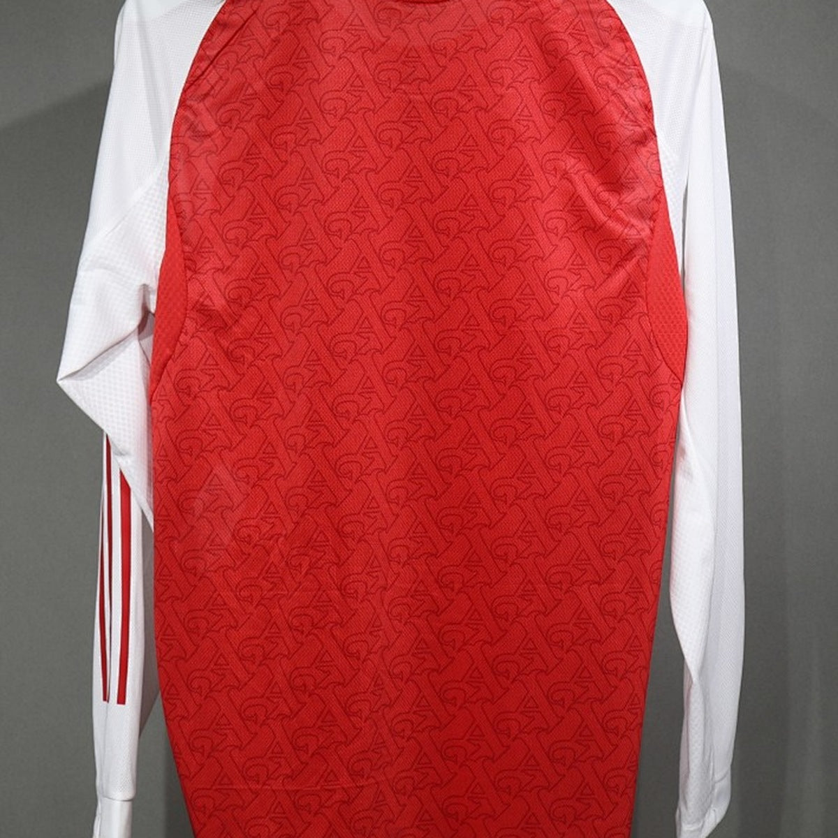 Jersey Arsenal 2025-26 Local rojo, foto 2 de 6