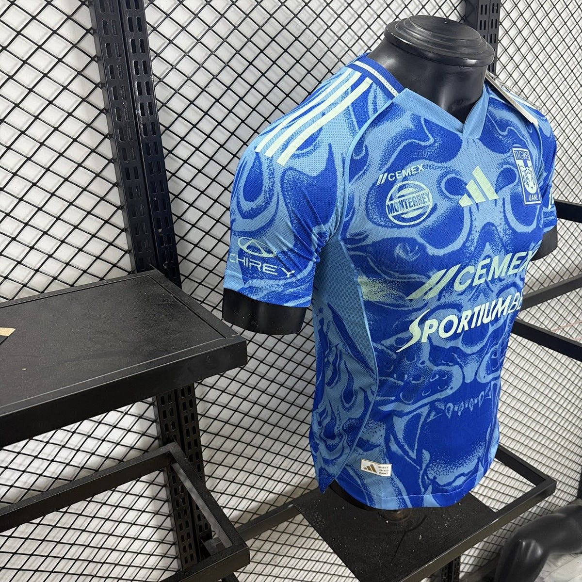 Jersey Tigres UANL 2025-26 Visitante azul, foto 2 de 8