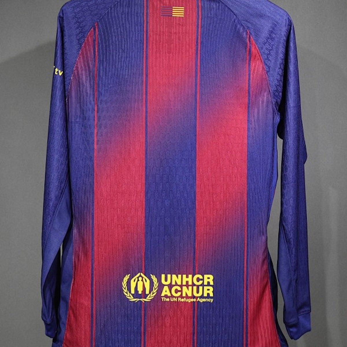 Jersey FC Barcelona 2025-26 Local rojo, foto 2 de 2