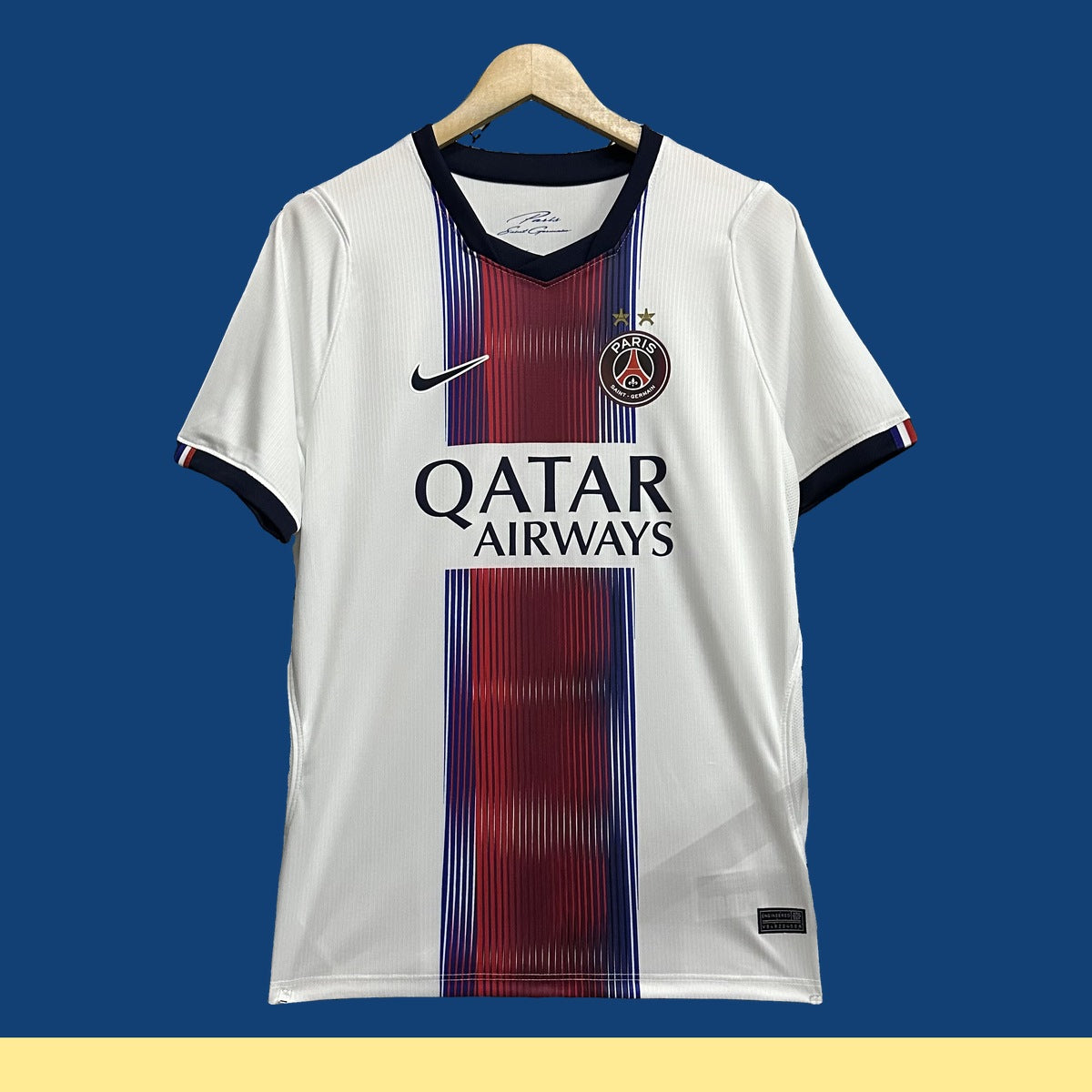 Jersey Paris Saint-Germain 2026-27 Visitante 2 Estrellas blanco, foto 1 de 8