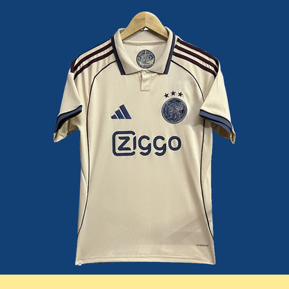 Jersey Ajax 2025-26 Tercero beige, foto 1 de 8