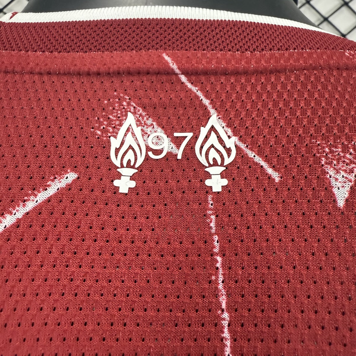 Jersey Liverpool 2026-27 Local rojo, foto 2 de 10