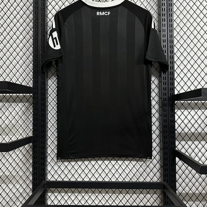 Jersey Real Madrid 2025-26 Portero negro, foto 2 de 7