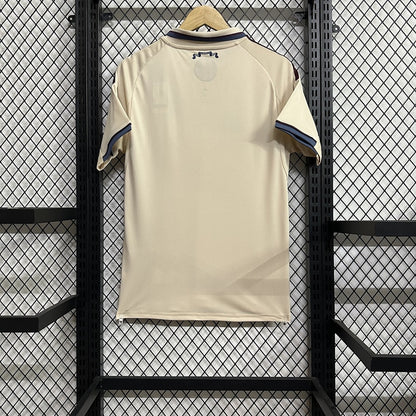 Jersey Ajax 2025-26 Tercero beige, foto 2 de 8