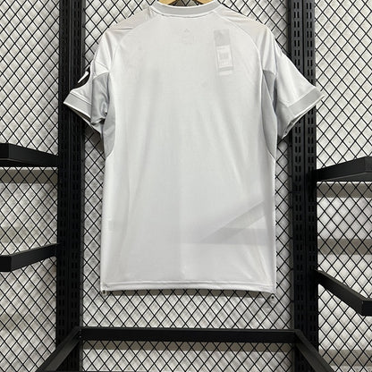 Jersey Real Madrid 2025-26 Local blanco, foto 2 de 5