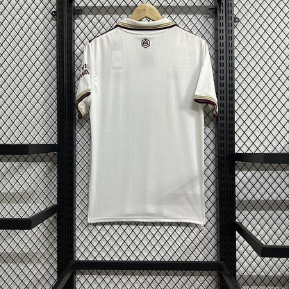Jersey Arsenal 2025-26 Tercero blanco, foto 2 de 8