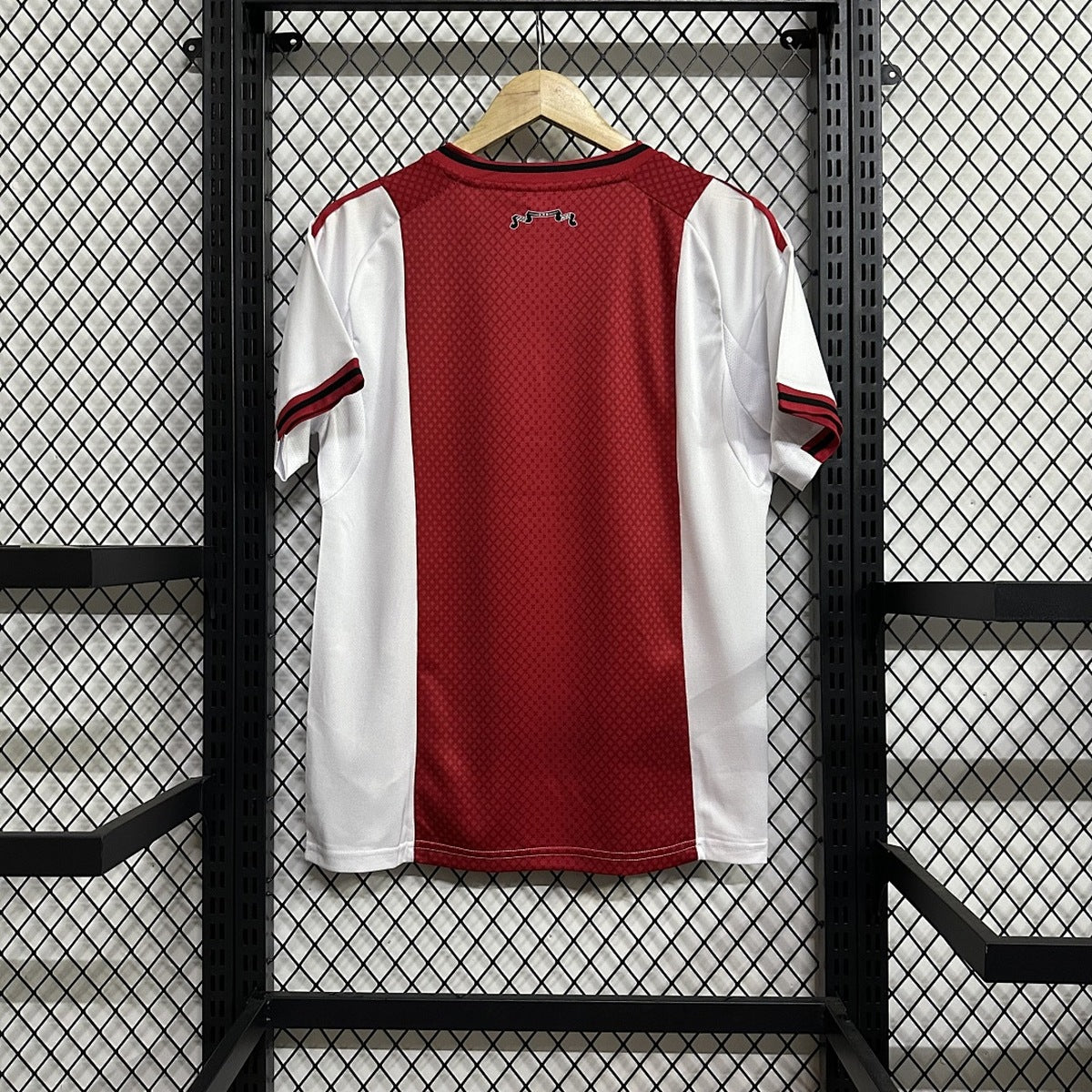 Jersey Ajax 2025-26 Local rojo, foto 2 de 7