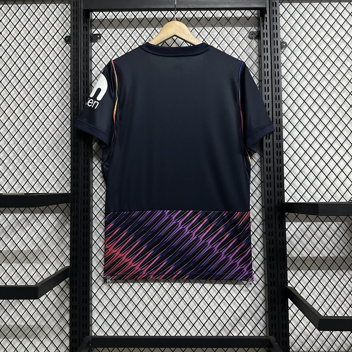 Jersey Tottenham 2026-27 Visitante negro, foto 2 de 8