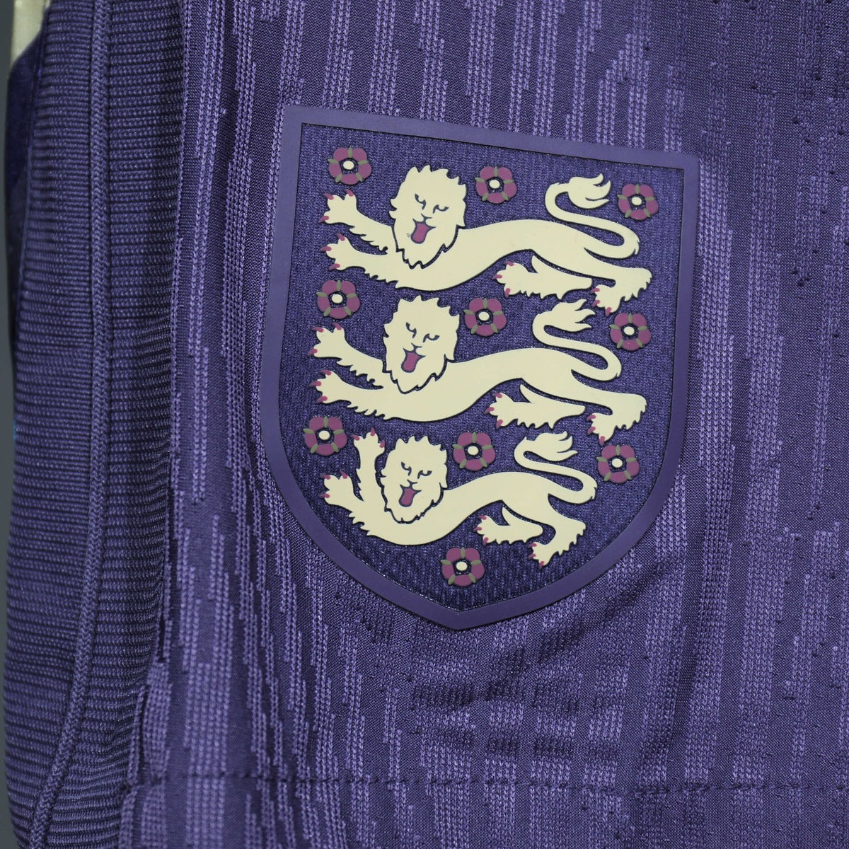 Short Inglaterra Nike 2024 Visitante morado, foto 3 de 4