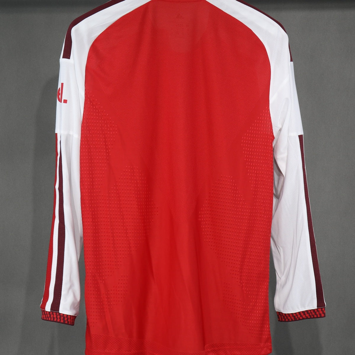 Jersey Arsenal 2026-27 Local rojo, foto 3 de 5