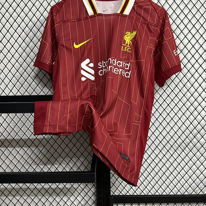 Jersey Liverpool 2024-25 Local rojo, foto 2 de 6