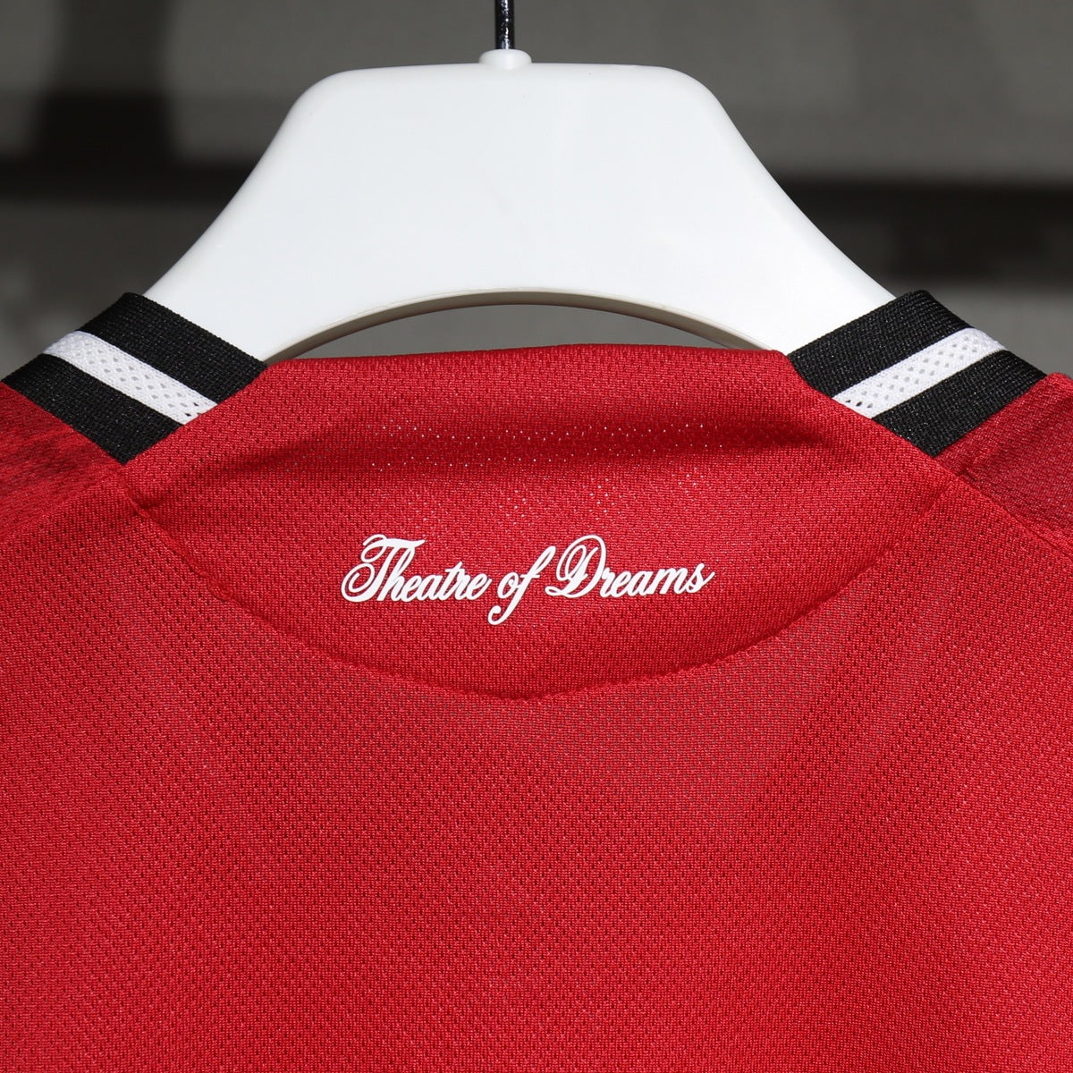 Jersey Manchester United 2025-26 Local rojo, foto 3 de 6