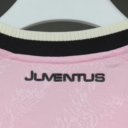 Jersey Juventus 2026-27 Visitante rosa, foto 3 de 8