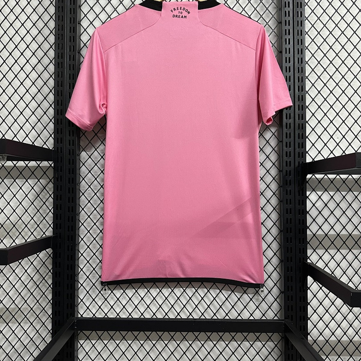 Jersey Inter Miami 2024-25 Local rosa, foto 2 de 5