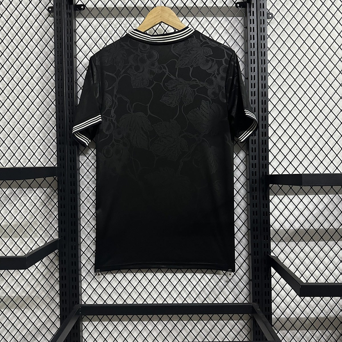 Jersey Juventus 2025-26 Tercero negro, foto 2 de 6