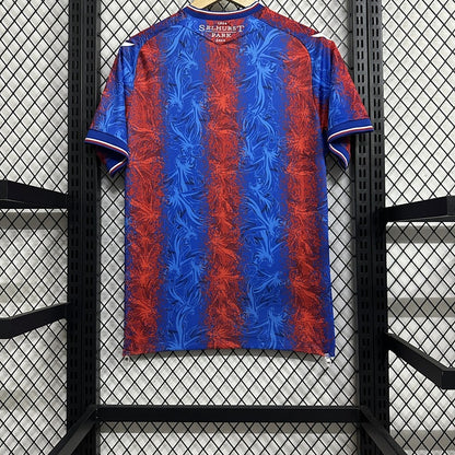 Jersey Crystal Palace 2024-25 Local rojo, foto 2 de 8