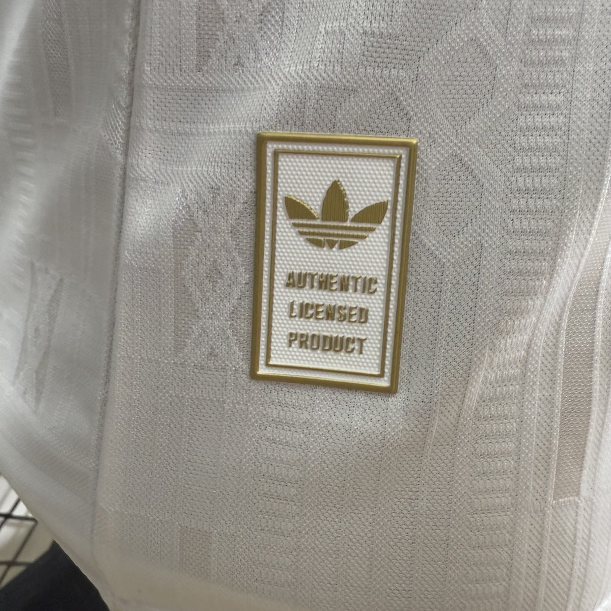 Jersey Arsenal 2025-26 Tercero blanco, foto 3 de 11
