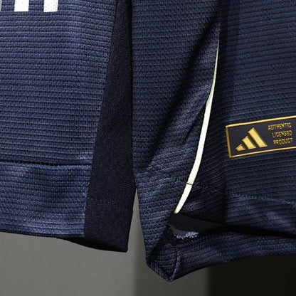 Jersey Real Madrid 2025-26 Visitante azul marino, foto 3 de 6