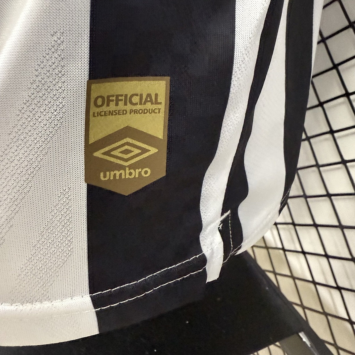Jersey Santos do Brasil FC 2025-26 Visitante negro, foto 3 de 9