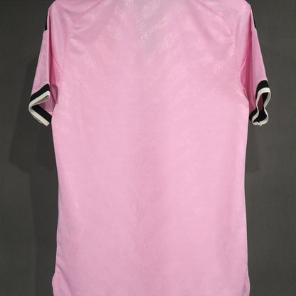 Jersey Juventus 2026-27 Visitante rosa, foto 2 de 7