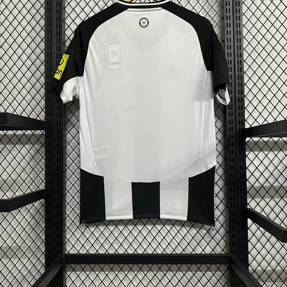 Jersey Newcastle United 2024-25 Local blanco, foto 2 de 7