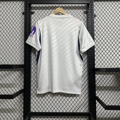 Jersey Tottenham 2026-27 Local blanco, foto 2 de 8