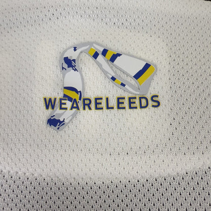 Jersey Leeds United 2025-26 Local blanco, foto 3 de 9