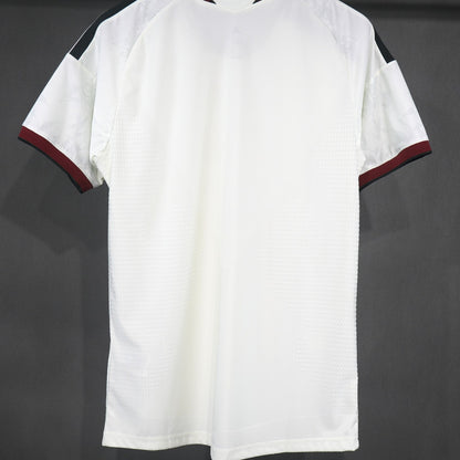 Jersey Manchester United 2026-27 Tercero blanco, foto 2 de 6