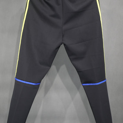 Conjunto Manchester United adidas 2026 Negro, foto 2 de 12