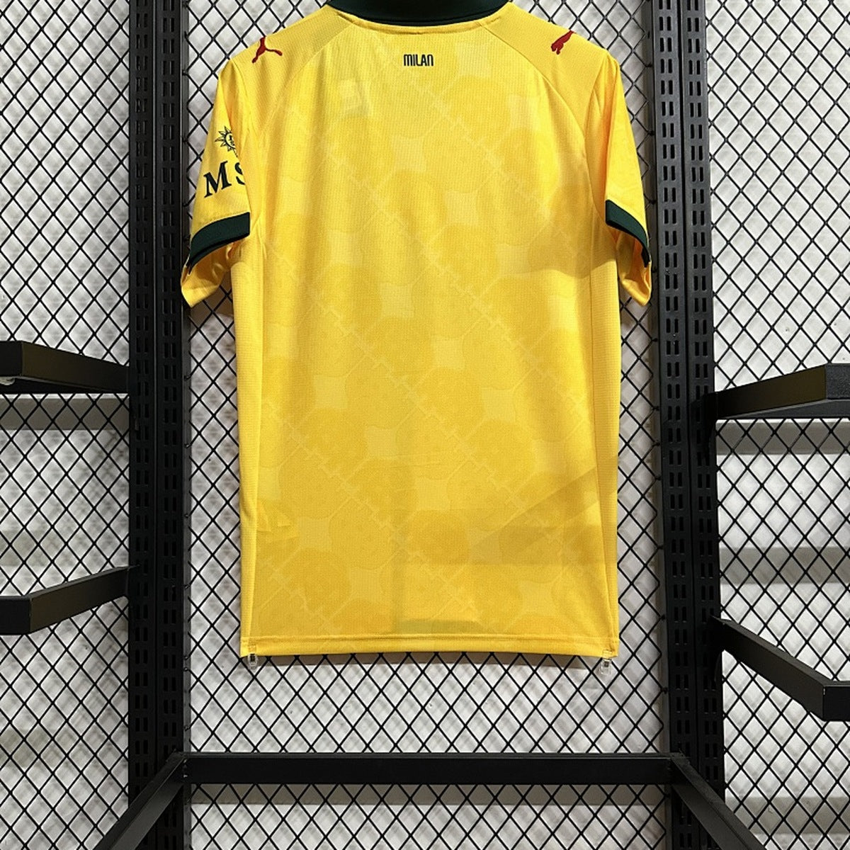 Jersey AC Milan 2025-26 Tercero amarillo, foto 2 de 9