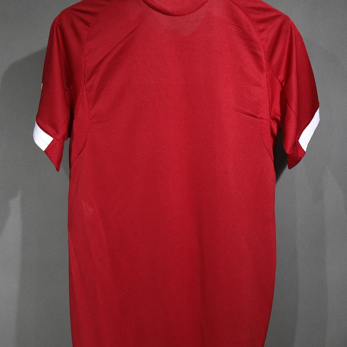 Jersey Liverpool 2025-26 Local rojo, foto 3 de 5