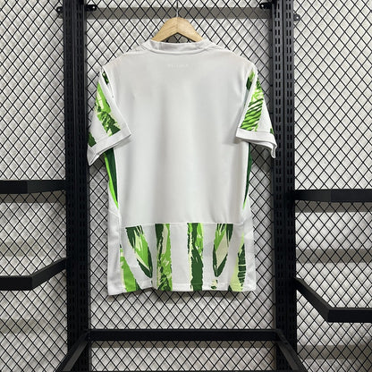 Jersey Nigeria 2025 Visitante blanco, foto 2 de 6