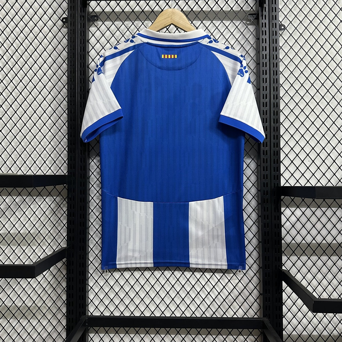 Jersey Espanyol 2025-26 Local blanco, foto 2 de 9