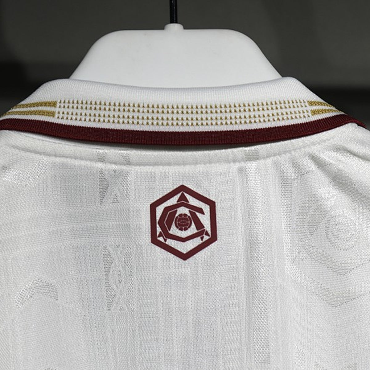 Jersey Arsenal 2025-26 Tercero blanco, foto 3 de 6