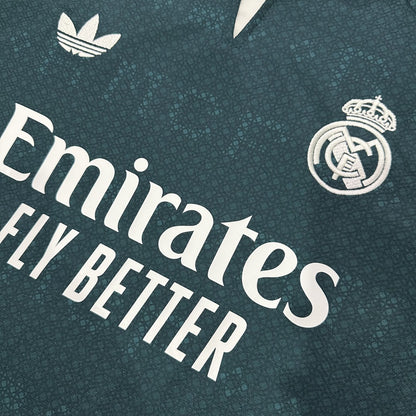 Jersey Real Madrid 2026-27 Visitante verde, foto 3 de 8
