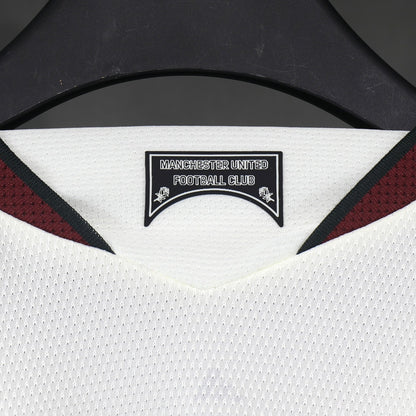 Jersey Manchester United 2026-27 Tercero blanco, foto 3 de 6
