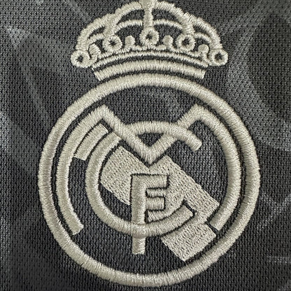 Jersey Real Madrid 2024-25 Tercero gris, foto 3 de 7