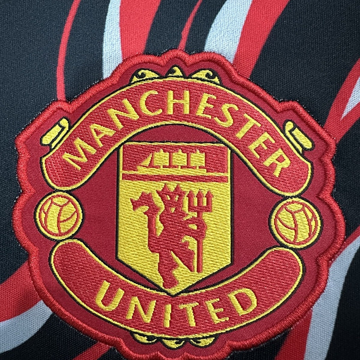 Playera de Entrenamiento Manchester United adidas 2025 Negra negro, foto 3 de 5