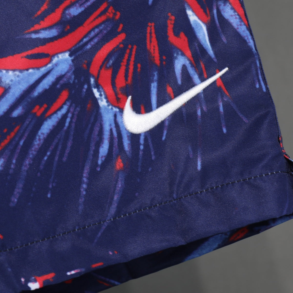 Short Inglaterra Nike Club 2026 Azul marino, foto 3 de 4