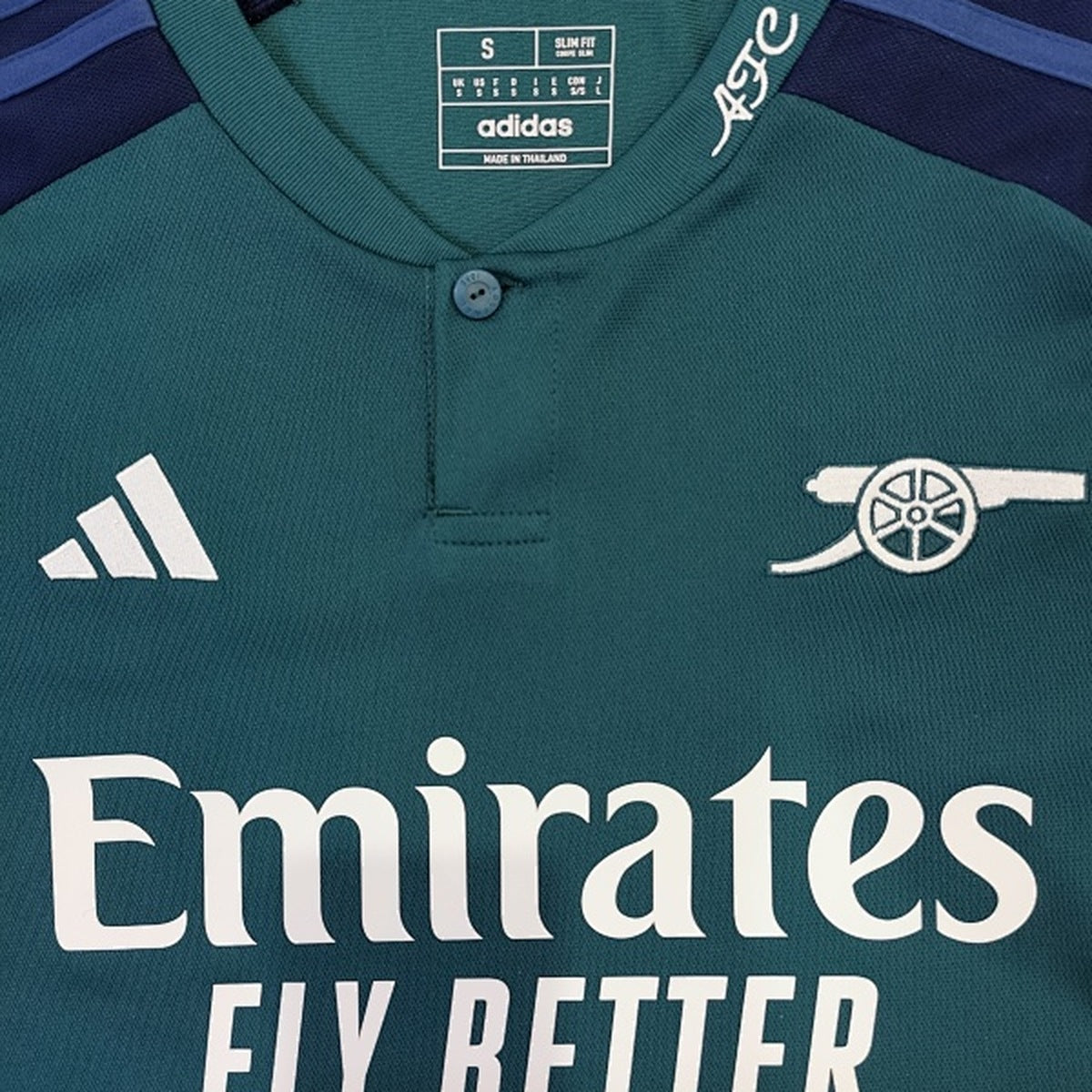 Jersey Arsenal 2023-24 Tercero verde, foto 3 de 8