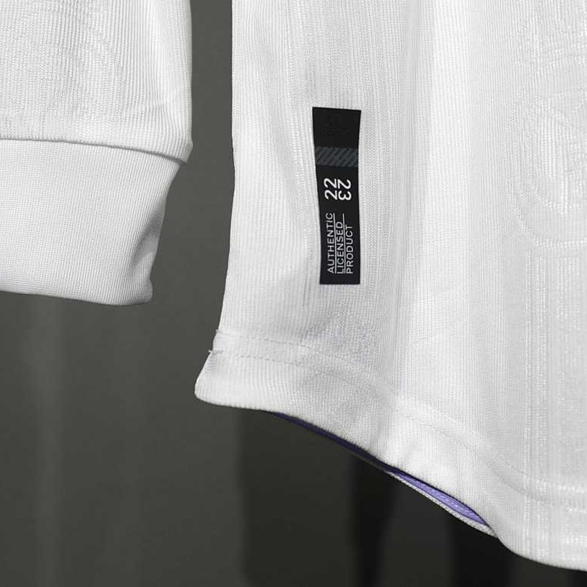 Jersey Real Madrid 2022-23 Local blanco, foto 4 de 6