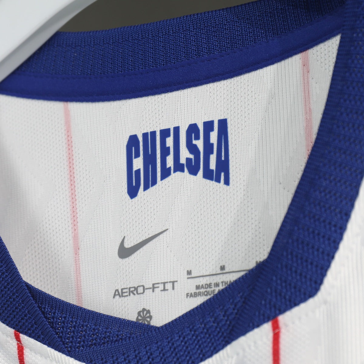Jersey Chelsea 2026-27 Tercero blanco, foto 4 de 7