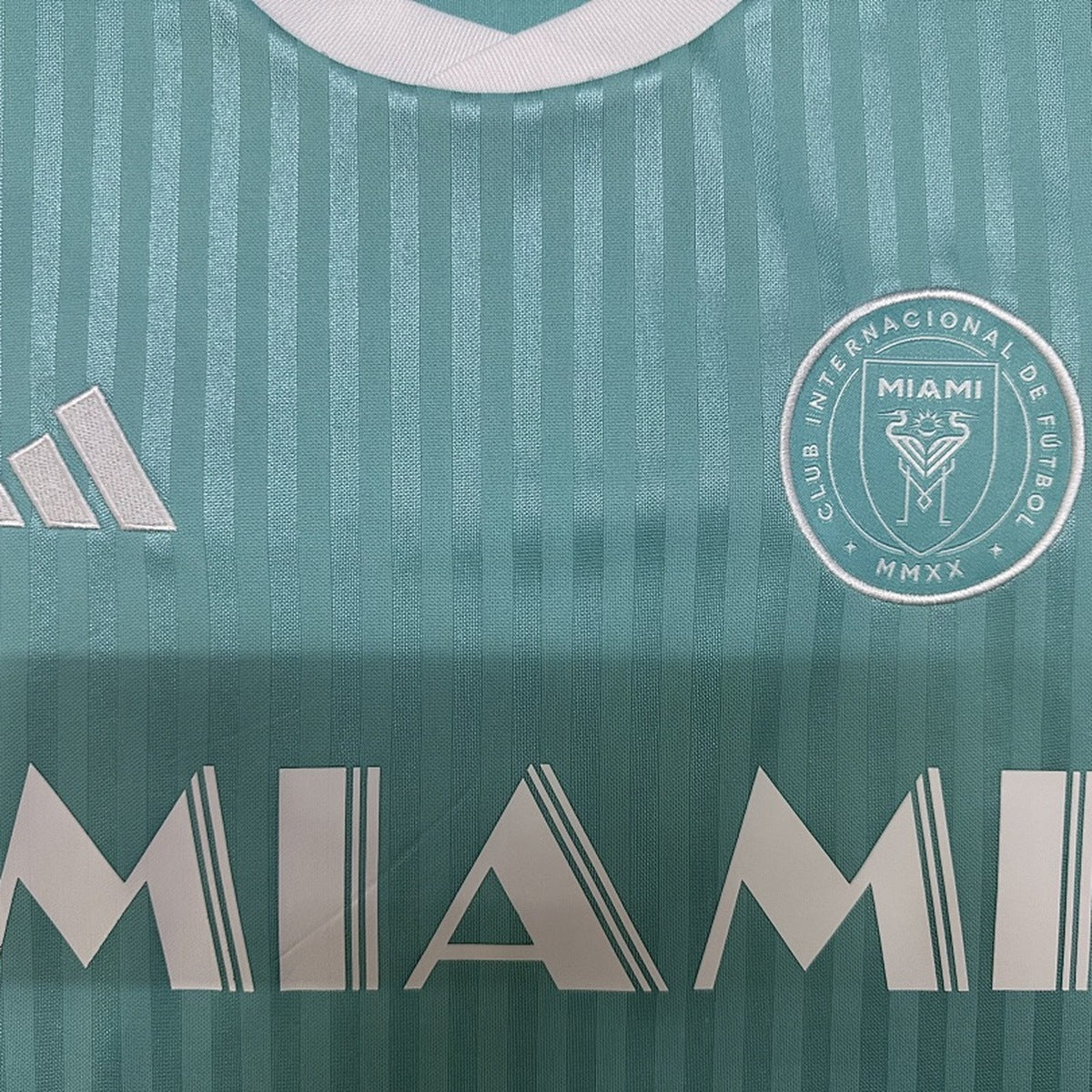 Jersey Inter Miami 2024-25 Tercero verde, foto 3 de 8